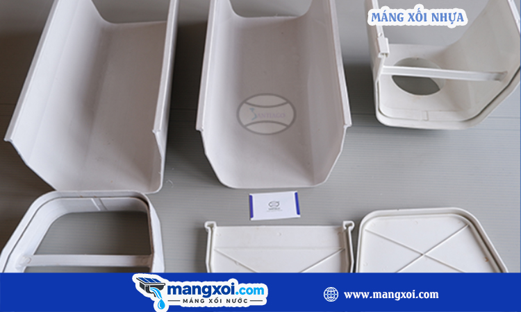 Máng xối nhựa dày 2.5mm